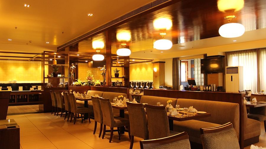 interior of bengaluru restaurant at la classic, hosur road
