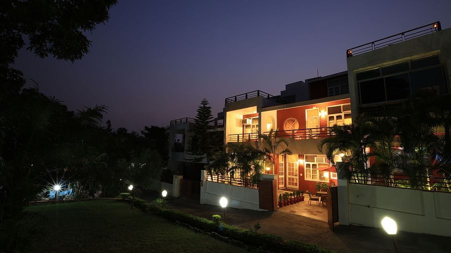 The facade of the hotel 1 - Lamrin Boutique Cottages Rishikesh
