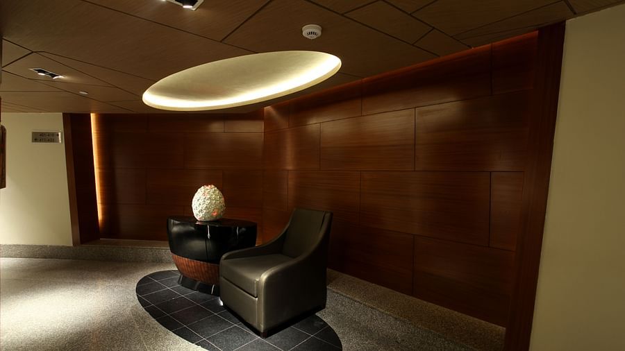 Guest Lift Lobby at Mahagun Sarovar Portico Vaishali, best hotels in ghaziabad 1