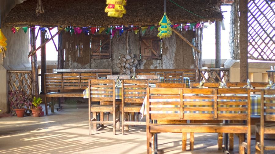 GAA Restaurant at Mahodadhi Palace - A Beach View Heritage Hotel in Puri 45gvcd