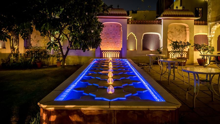 A fountain with LED lights on the side - Mandawa Haveli, Jaipur