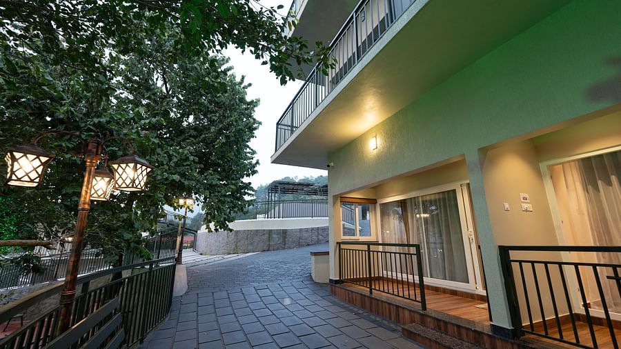 A pathway to our villas at Misty Queen by Dimora, Kakkadampoyil