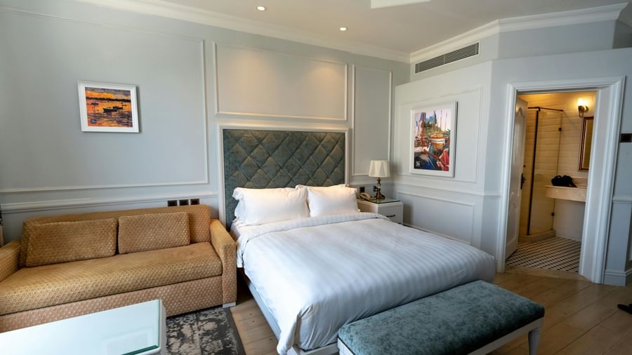 pexels-quang-nguyen-vinh-14917460