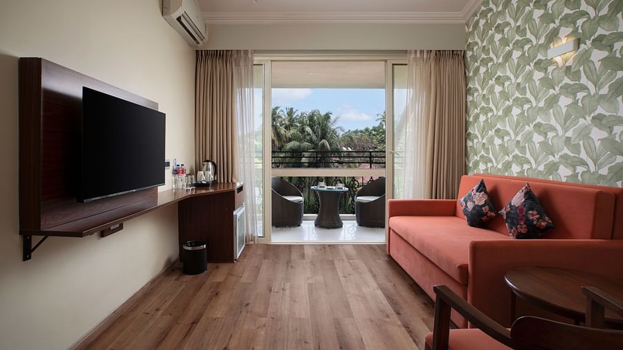 Palm Suite 2
