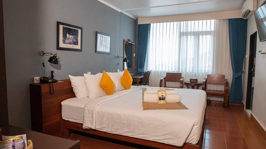Deluxe room (1)