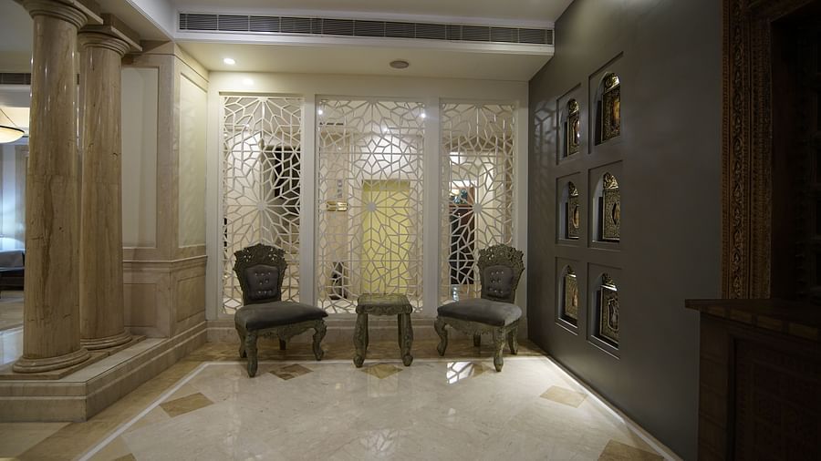 Hotel Lobby