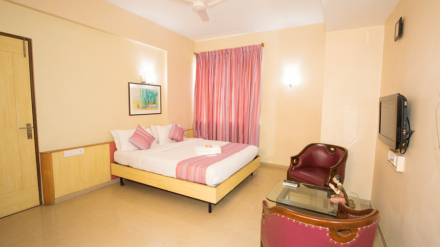 Luxury Suite - Bed Room - 3