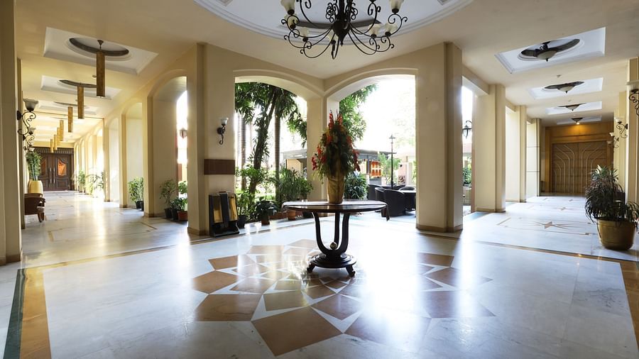 Reception area 
