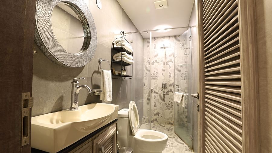 Fifty Shades of Grey suite in Puri   6