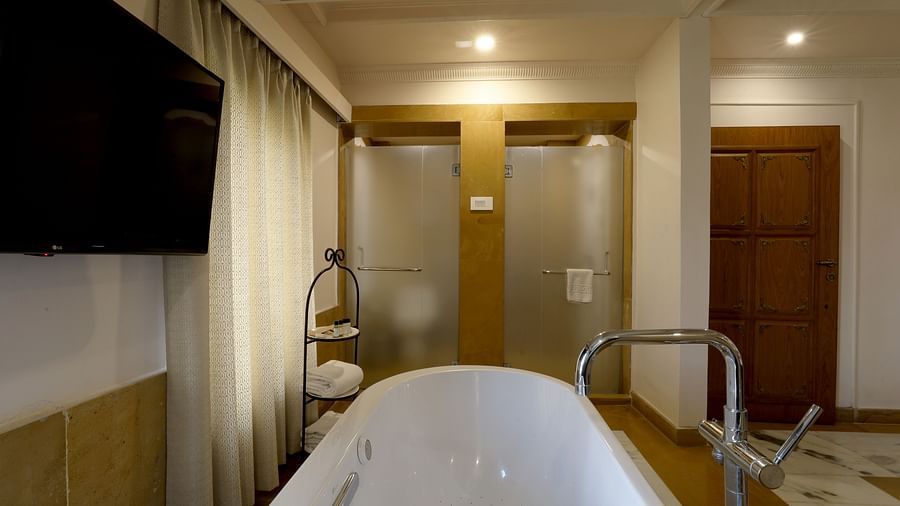 Mughal-e-Azam suite in Puri 