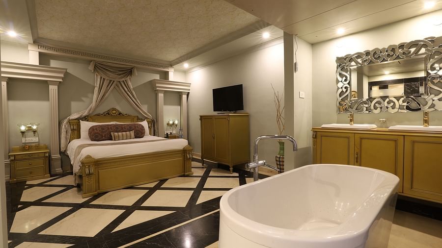 Mughal-e-Azam suite in Puri 