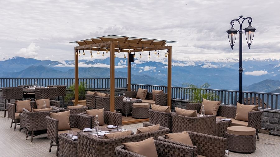 HOOCH ROOF TOP LOUNGE GAZIBO SEATING