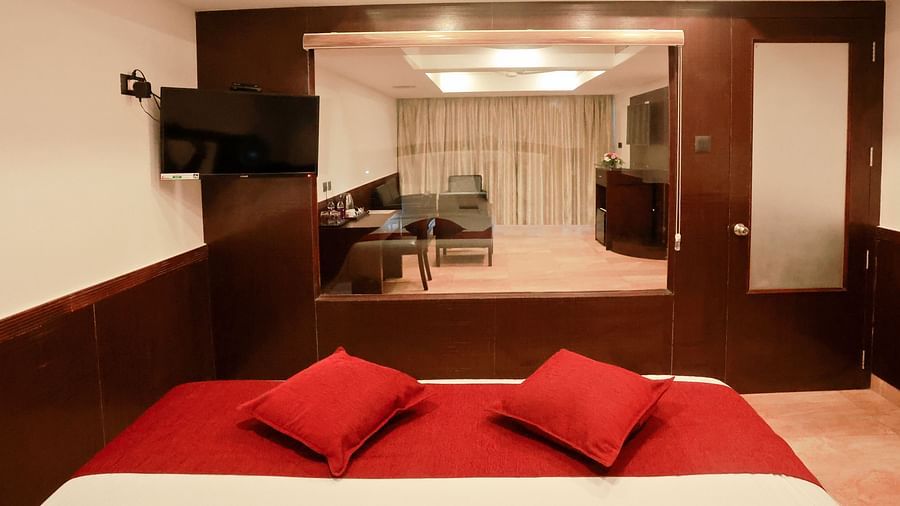 Suite Room 2