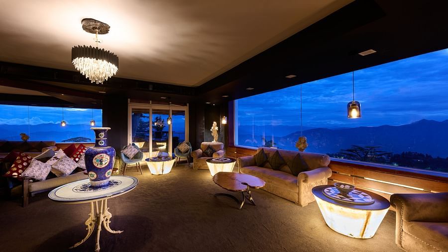 LOUNGE 3
