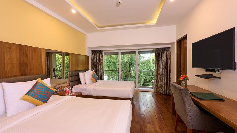 ROOM 4
