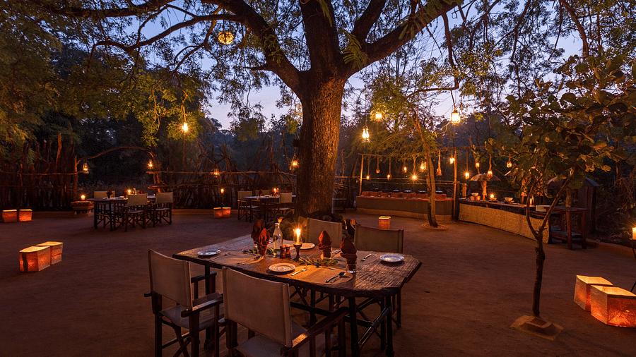 Gol Ghar restaurant in pachmarhi-Reni Pani Jungle Lodge in Satpura2