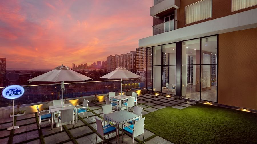 Sky Lounge