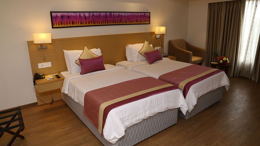 Superior Rooms Sarovar Portico Ahmedabad 4