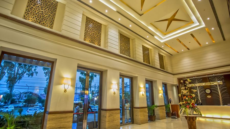 Facade Sarovar Portico Jalandhar 4