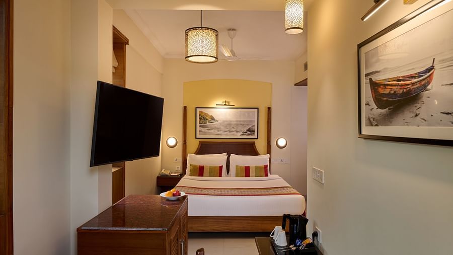 Standard king bed closeup view