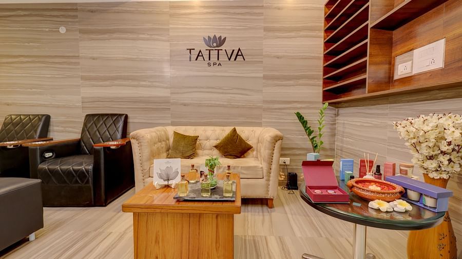 Spa room with fragrant products at Sobit Sarovar Portico, Goa