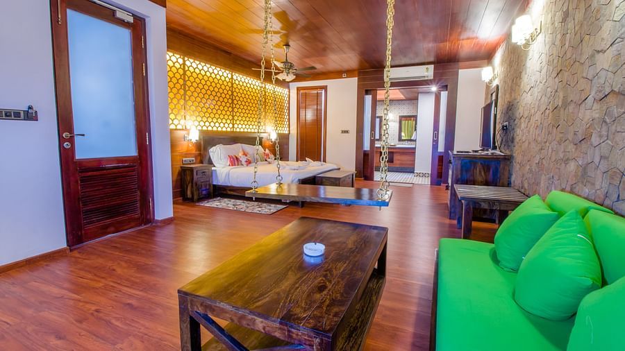 Neil Ocean Suite 9