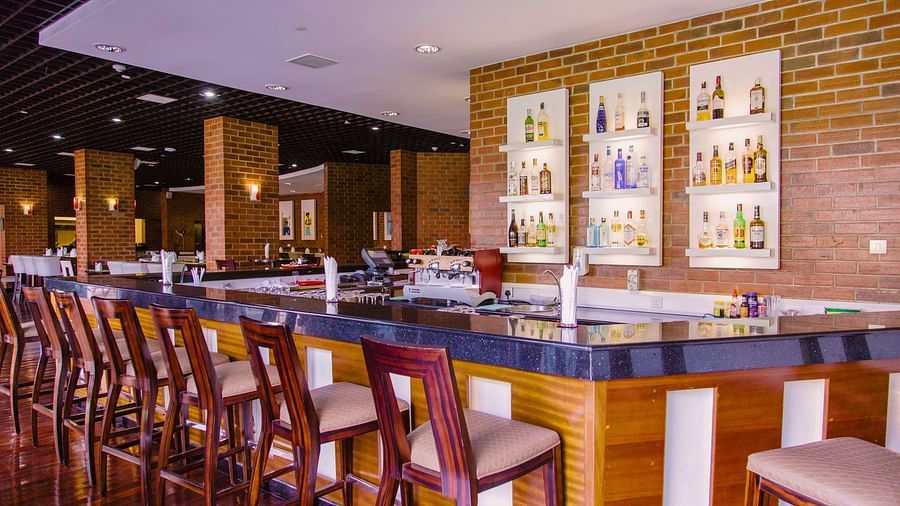 Tembo Bistro Bar in Nairobi 2