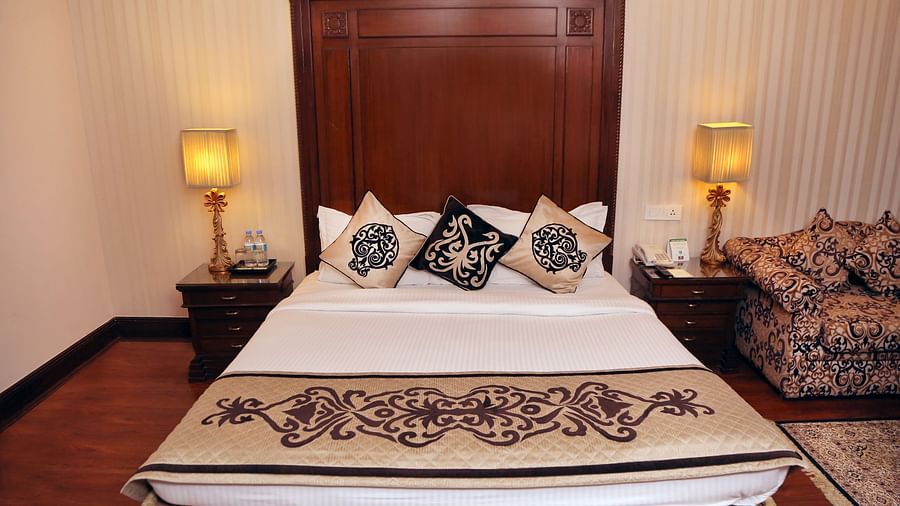 Business Suite, The Bristol Hotel Gurgaon, 5-star Hotel In Gurgaon 7728
