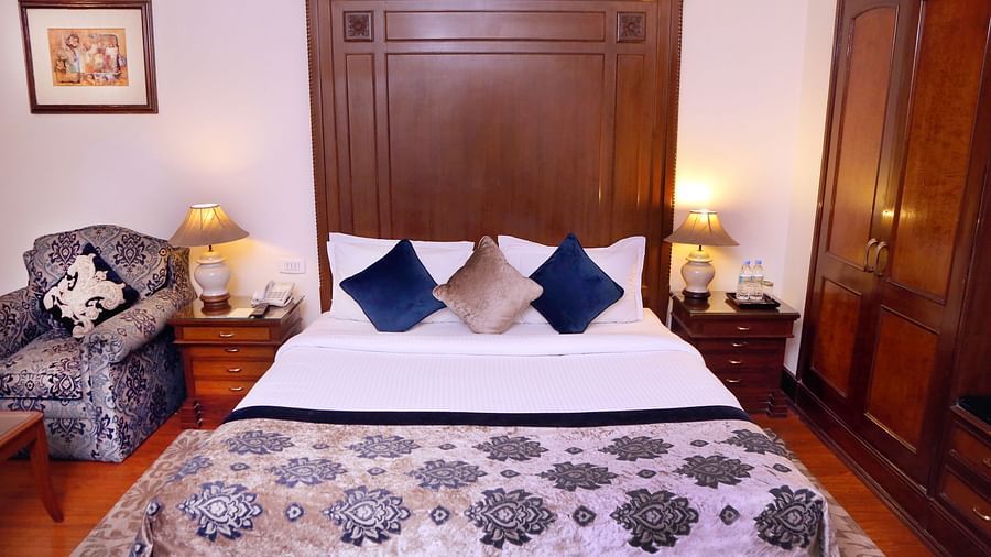 Business Suite, The Bristol Hotel Gurgaon, 5-star Hotel In Gurgaon 7791