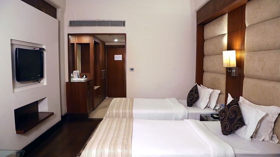 Club Rooms at The Bristol Hotel Gurgaon, Rooms Near Cyber City  2