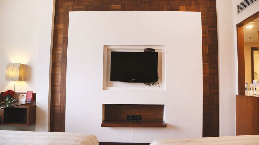 Deluxe Rooms at The Bristol Hotel Gurgaon, Rooms in Gurgaon 2