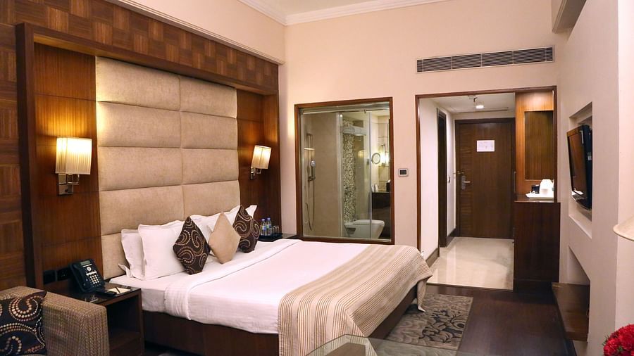 Premium Rooms at The Bristol Hotel Gurgaon, Rooms Near Sikanderpur Metro Station 3