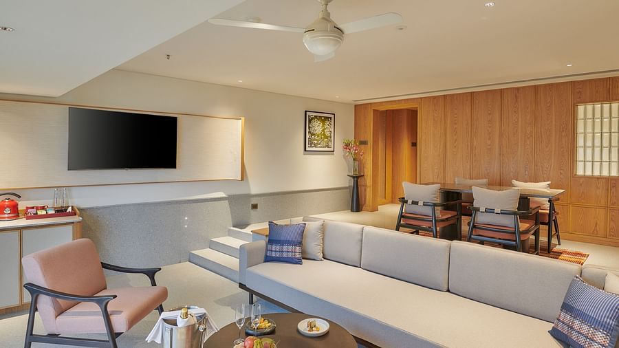 Image of a sitting area with a sofa and coffee table in front of it at The Dukes Retreat.