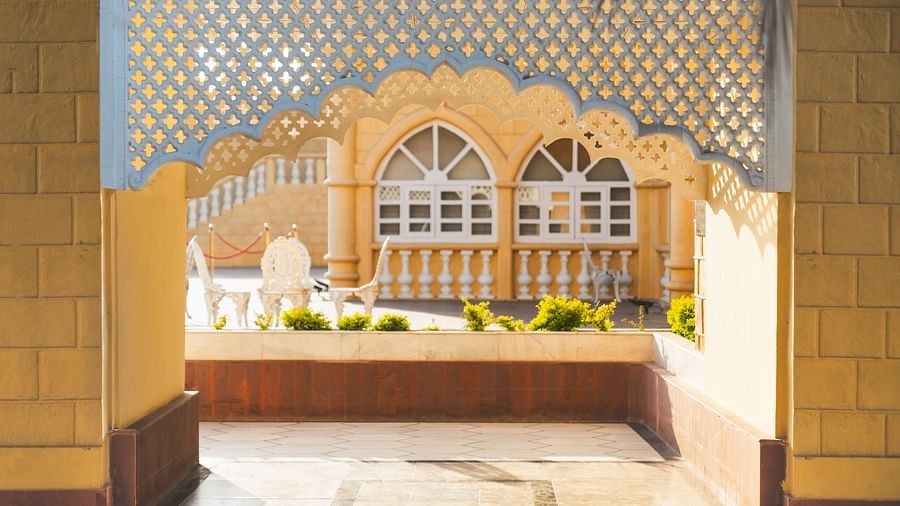 Front facade (1)