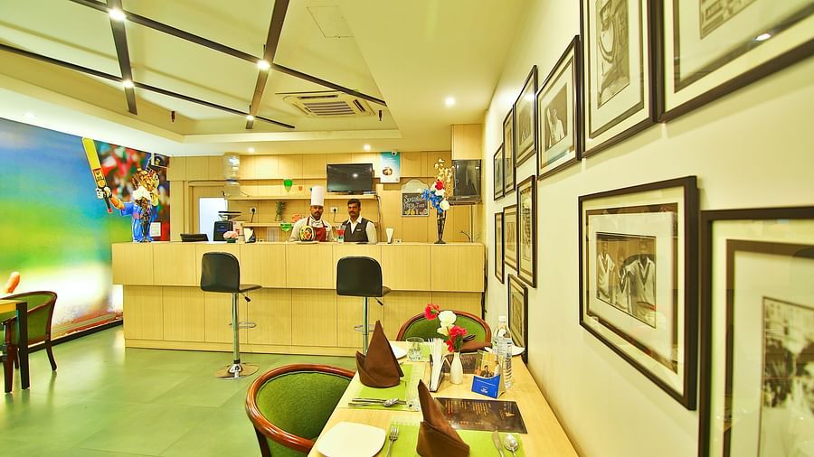 Coffee Shop atThe Gokulam Park Kochi 1
