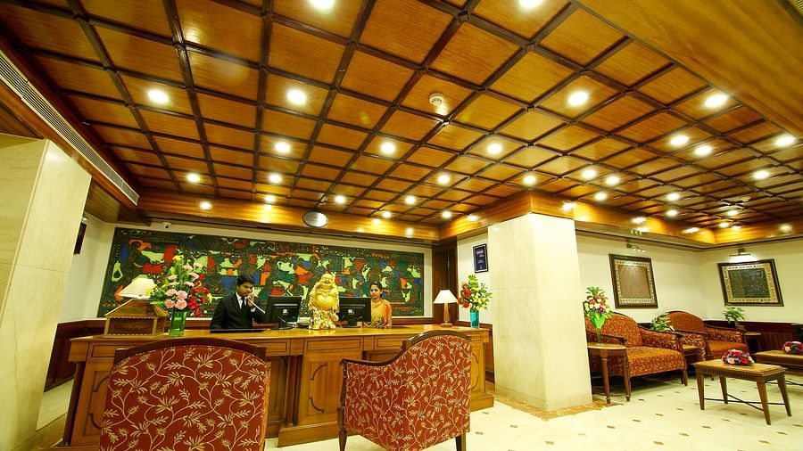 Lobby Reception The Gokulam Park Kochi 1