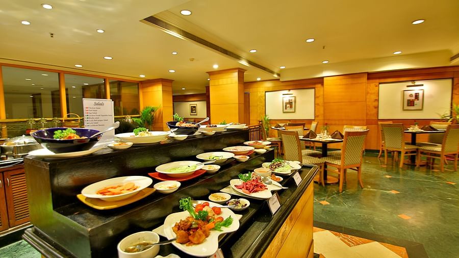 Periyar restaurant at The Gokulam Park Kochi 4