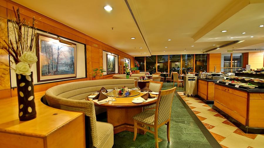 Periyar restaurant at The Gokulam Park Kochi 6