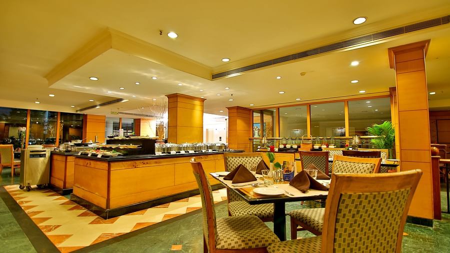 Periyar restaurant at The Gokulam Park Kochi 5