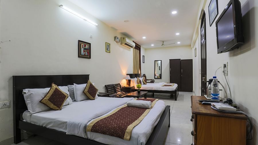 Room at Hermitage by The Cosy Hotels (Near Lotus Temple)27