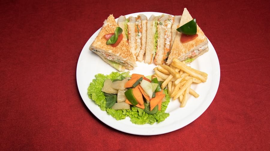 Lucknow cuisine, The Piccadily, dining in Lucknow 3