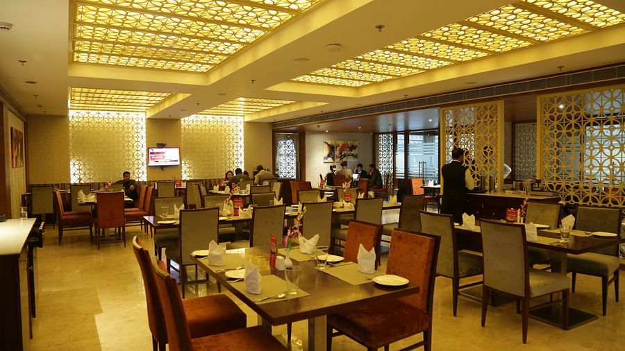 dining at The PL Palace Hotel Agra