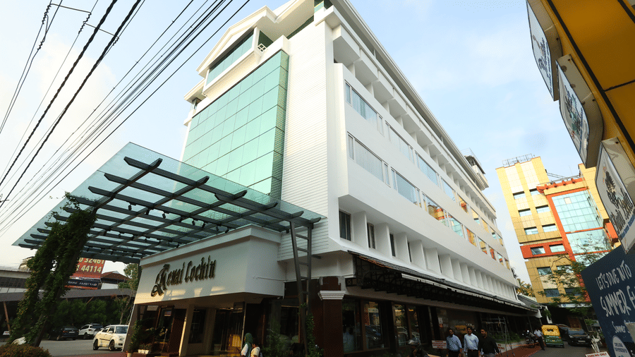 Hotel front exterior 1  1