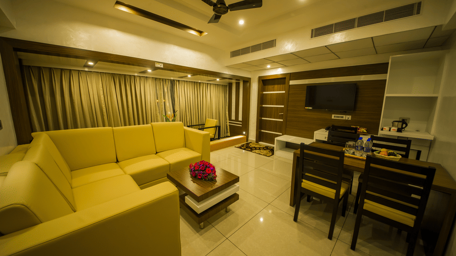 Suite room pic 1 1