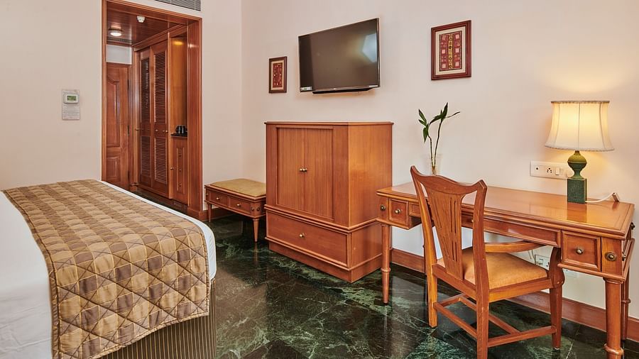 Room 2B 1