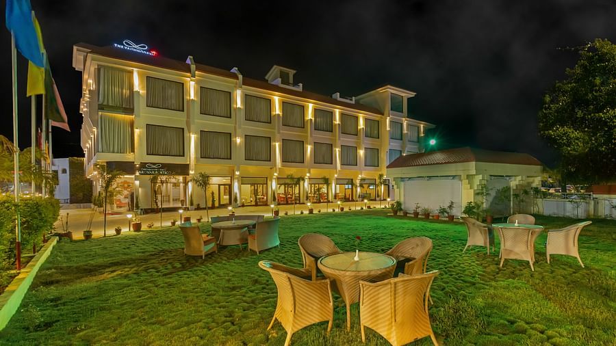 The Vaishnodevi Sarovar Portico, Katra lawn seating arrangements