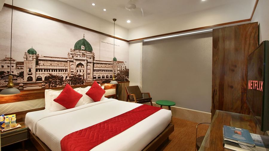cosy king size bed with modern interiors in khar at theory9