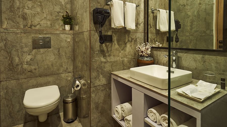 interior of the bathroom of the presidential suite at Triptam Hotel, Vrindavan
