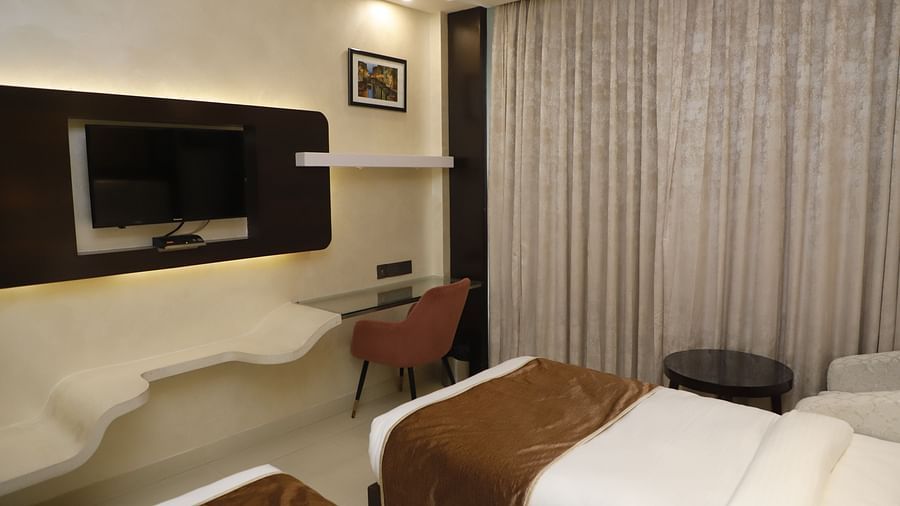 Udman By Ferns N Petals Chattarpur - deluxe room with premium bed and room amenities6