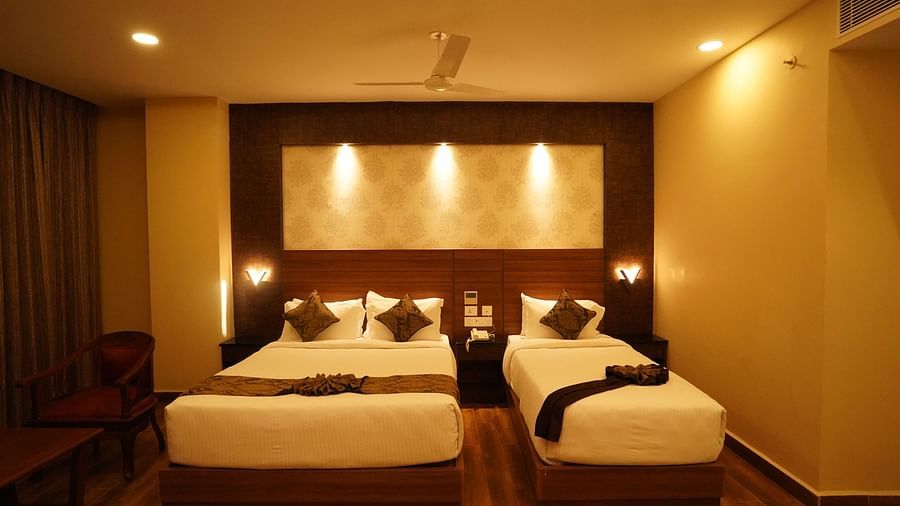FAMILY ROOM 3